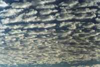 ������-������� ����� Regular shaped altocumulus patterns