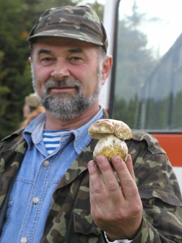 ������ 16 ������ 2004 ������� ��������� � ������ ����������� ������ ��������